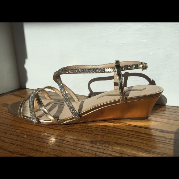 Woman’s Wedges - Picture 4 of 4